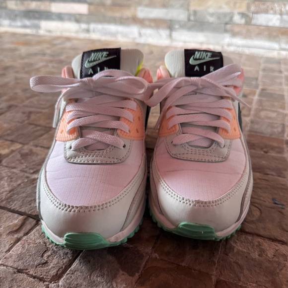 Nike Air Sneakers in Pink and Gray - Picture 9 of 11